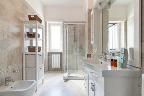 Shower, bidet