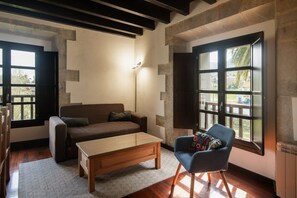 TV - Tejasturias Apartment (Noriega)