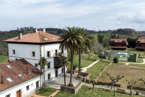 Exterior - Tejasturias Apartment (Noriega)
