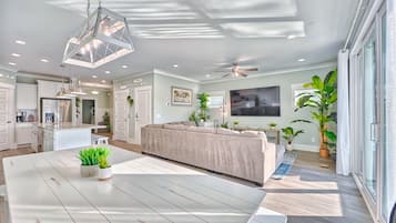 Smart-TV, bordtennis, kontorer og PC-skjermer