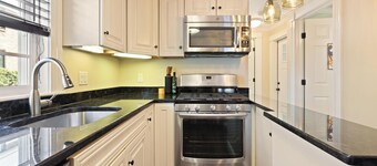 Best location in Old Town home, 5 minutes to everything, enjoy the difference!