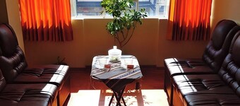 Hostal Kemovi Turístico Desaguadero