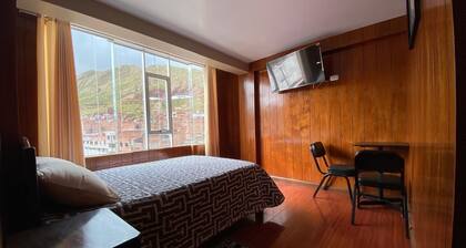 Hostal Kemovi Turístico Desaguadero