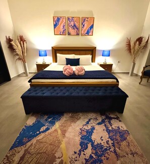2 bedrooms, iron/ironing board, WiFi, bed sheets - The Sapphire, 2-BHK apartment in enchanting Islamabad with WiFi, AC (Islamabad)