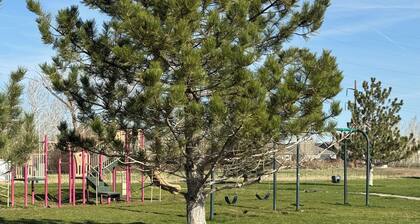 Quiet 3-bedroom condo with WiFi in Bozeman