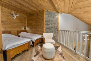 2 bedrooms - Resort center, 2nd floor, fitness, swimming pool, sauna, balcony, tv, ski locker, 61m², Les Orres (Les Orres)