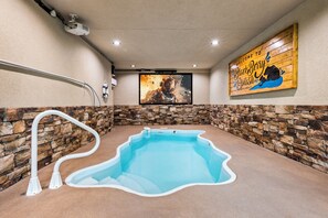 Innenpool, Außenpool