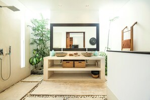 Hair dryer, towels - Exclusive Villa with Breathtaking Views, Bali Villa 2198 (Bali)