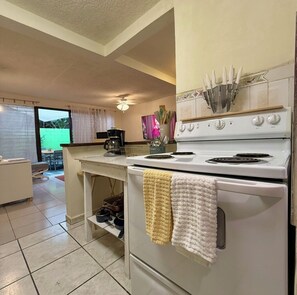 Private kitchen - Wow! Between Centro Histórico S.S. /Surf City (Santa Tecla)