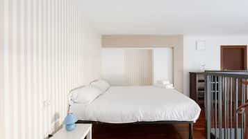 Fer et planche Ă repasser, Wi-Fi, draps fournis