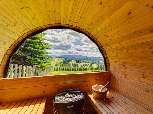 Spokój z Widokiem by Interhome