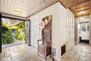 3 chambres, fer et planche à repasser, Wi-Fi gratuit, draps fournis