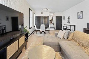 TV - Chic Haven-1 Block to Inlet Boardwalk,Close to All (Atlantic City)