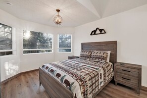 4 habitaciones, wifi gratis y ropa de cama 