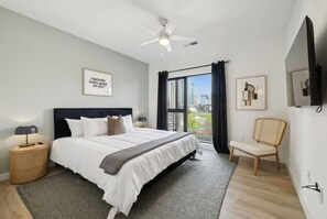 2 chambres, fer et planche à repasser, Wi-Fi gratuit, draps fournis