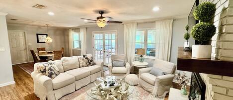 Smart TV, fireplace, DVD player, ping pong