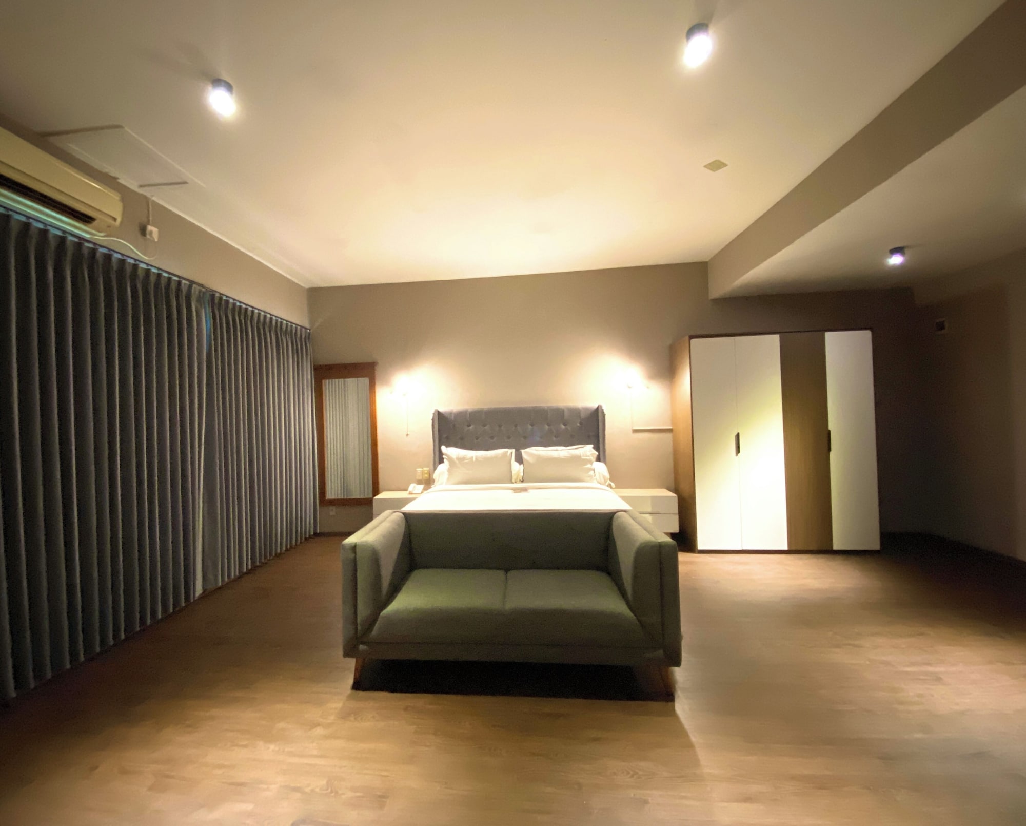 2 Star Hotels