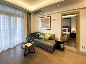Condo, City View | Living area | 55-cm TV with digital channels - Tyms APT Hengshan RD Near IAPM K11 Line9 (Shanghai)