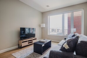 TV, stereo