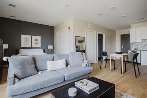 テレビ、ステレオ