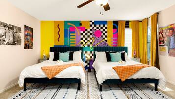 4 bedrooms, iron/ironing board, WiFi, bed sheets