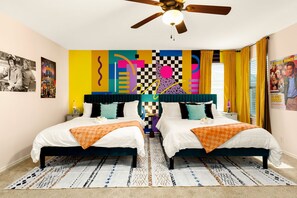 4 bedrooms, iron/ironing board, WiFi, bed sheets