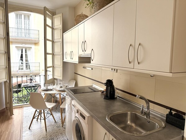 Fridge, microwave, coffee/tea maker, toaster