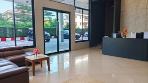 Property entrance - C Hotel Bangna (Bangkok)