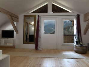 Interior - Apartment - Sleeps 3 - Balcony - Garden (Feldkirch)