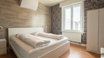 5 chambres, bureau, accĂšs Internet