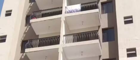 واجهة المنشأة