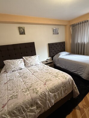 Laptop workspace, free WiFi