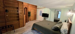 3 chambres, fer et planche à repasser, Wi-Fi, draps fournis