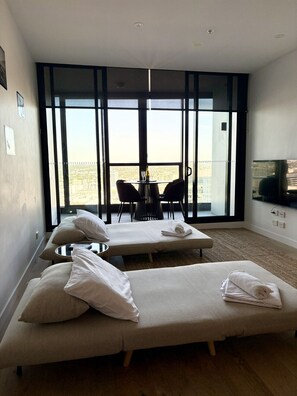 تلفزيون ذكي، كُتُب