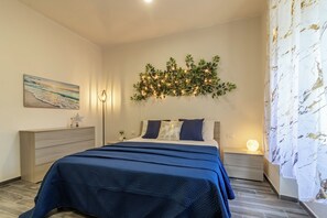 2 chambres, fer et planche à repasser, Wi-Fi, draps fournis