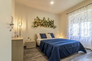 2 quartos, ferros/tábuas de passar roupa, Wi-Fi, roupa de cama