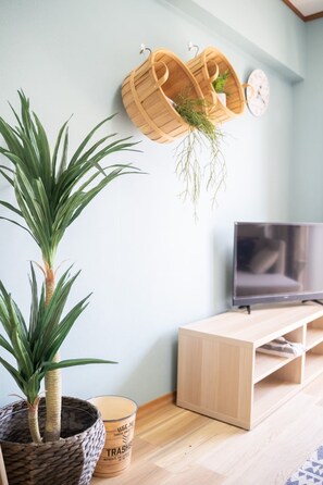 เบสิกอพาร์ทเมนท์ | โต๊ะทำงาน, ผ้าม่านกันแสง, Wi-Fi ฟรี