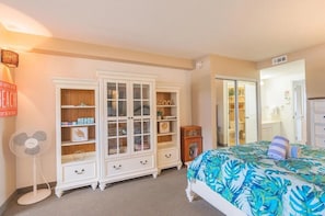 1 chambre, fer et planche à repasser, Wi-Fi, literie fournie