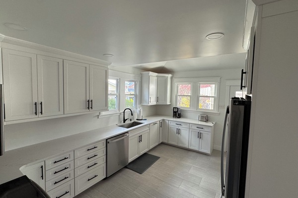 Frigorífic, microones, forn i placa de cuina