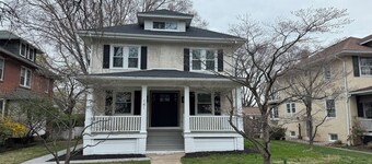 Newly remodeled Spacious 4-BM house in Phoenixville with OS parking/ central, AC