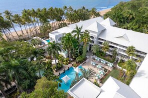 Exterior - Alamanda - Suite 43 Beachfront Accomodation| Pools, Hot Tub & Beachside Bliss (Palm Cove)