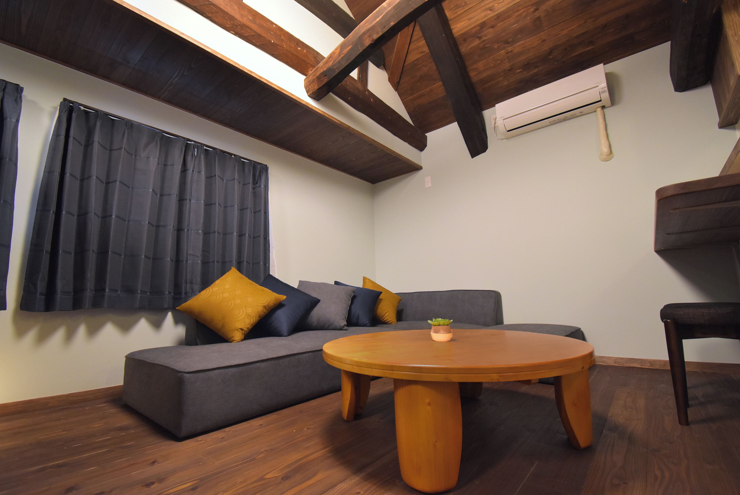 Basic Apartment, Non Smoking | Desk, laptop workspace, blackout curtains, free WiFi