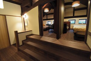 Basic Apartment, Non Smoking | Desk, laptop workspace, blackout drapes, free WiFi