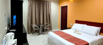 Capital O 91126 The Raga Chalet