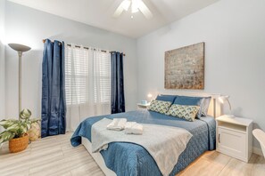 1 bedroom, desk, iron/ironing board, WiFi
