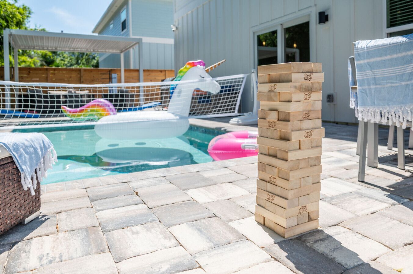 Een verwarmd zwembad