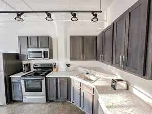 Fridge, microwave, oven, stovetop