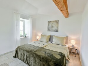 2 間睡房、上網