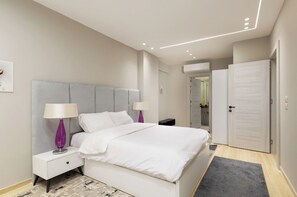 WiFi, bed sheets - furnished apartment with beautiful backyard in sheikh zayed (Giza Governorate)