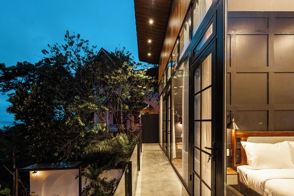 Villa, 4 Bedrooms, Air conditioning, Valley View | Terrace/patio